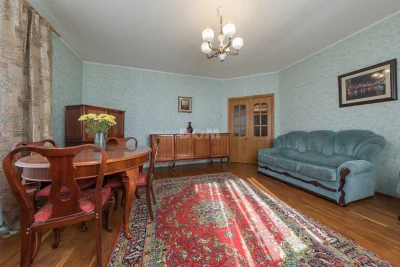 Spacious 2-bedroom apartment 73 m2 near the Akademmisto metro!