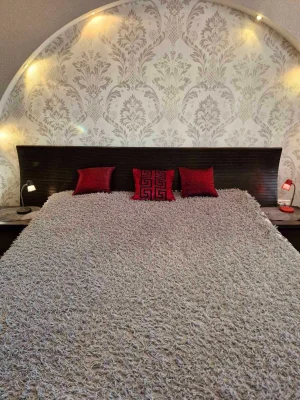 Sale of a large modern apartment in a business class building