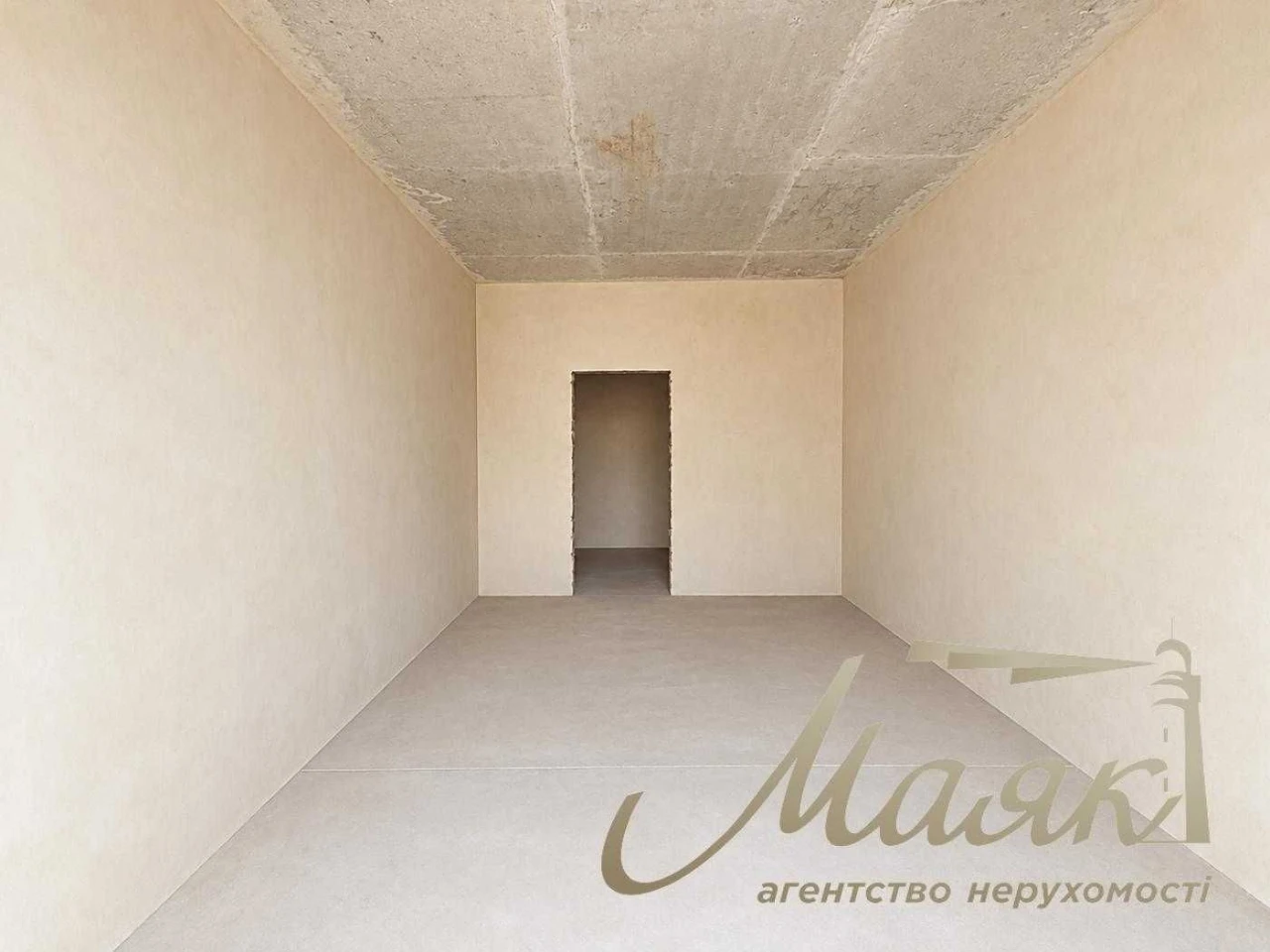 Apartment for Sale 160m2 without renovation in residential complex "Bulvar Fontan" (B)