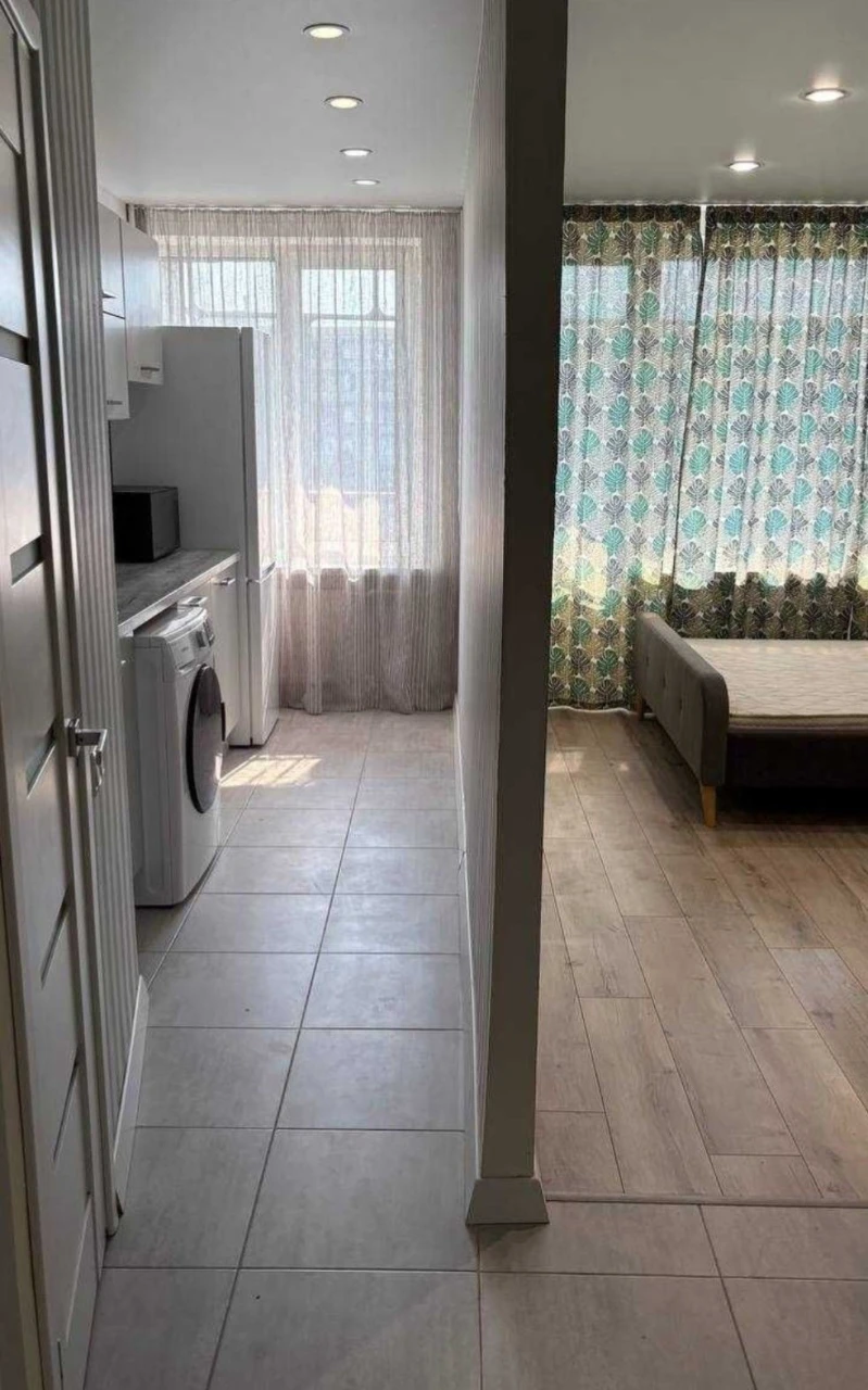 One-Bedroom Apartment for Sale on Mileutka Street, Building 36, Liso