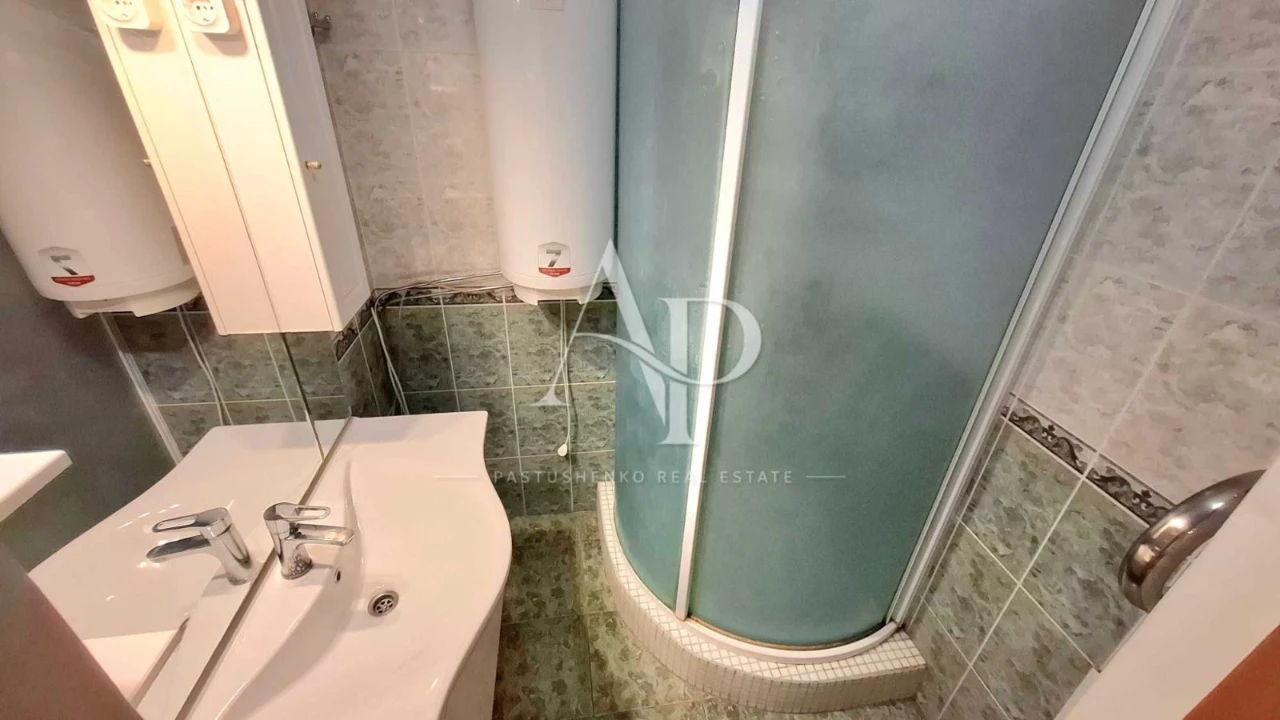 Sale of a 3-room apartment 110 sq. m on Levikovsky Street