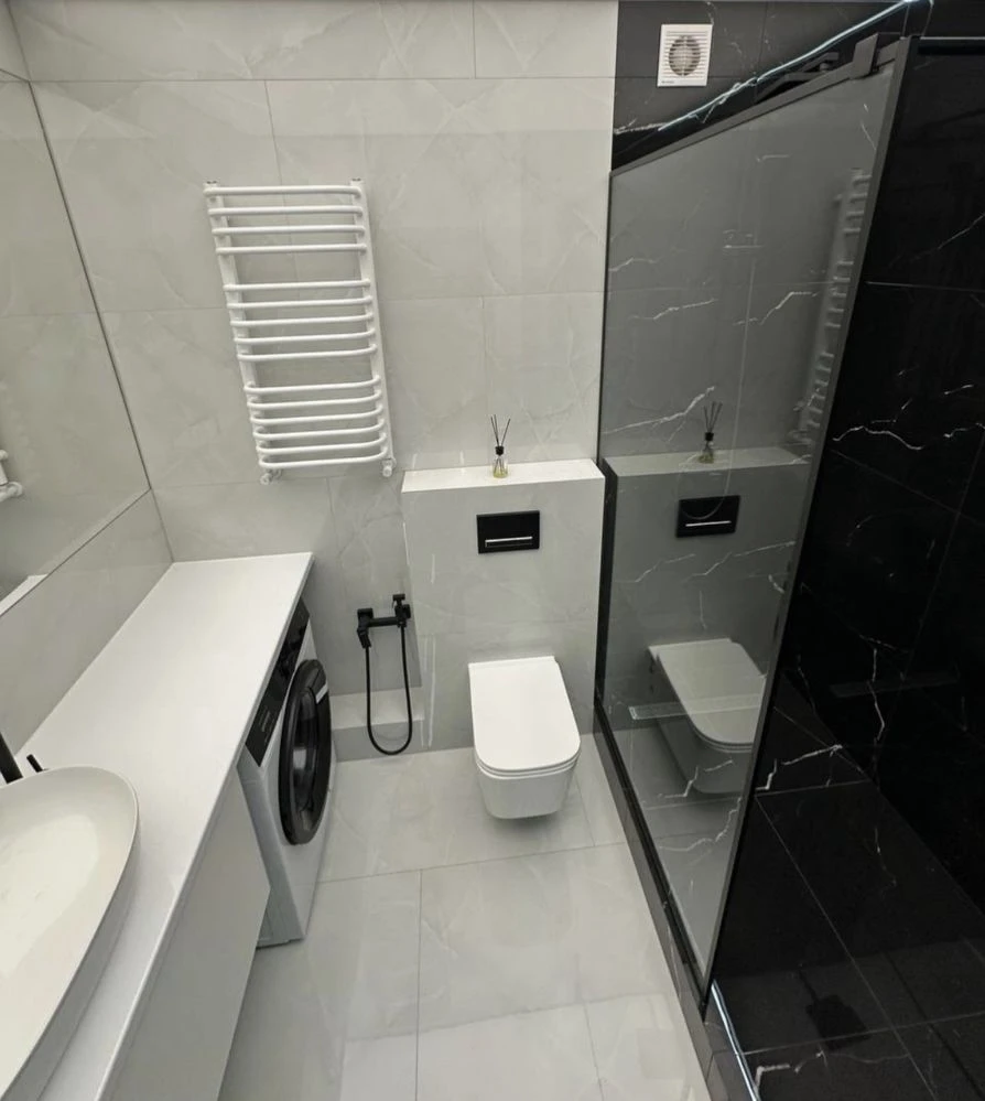 2-bedroom "City Center" Renovated/Furniture/Equipment 111 0