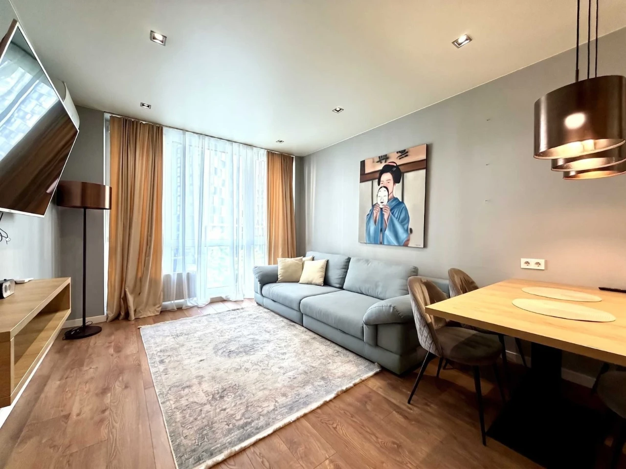 Sale of a stylish bright 1-bedroom apartment on the 3rd floor in the "Slavutich" residential complex