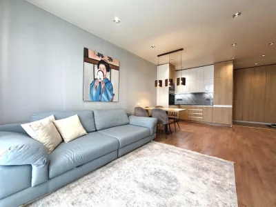 Sale of a stylish bright 1-bedroom apartment on the 3rd floor in the "Slavutich" residential complex