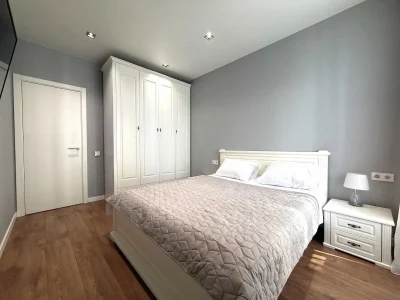 Sale of a stylish bright 1-bedroom apartment on the 3rd floor in the "Slavutich" residential complex