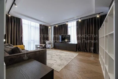Продаж просторої 5-кімнатної квартири 251 м² в ЖК «Новопечерські Липки»