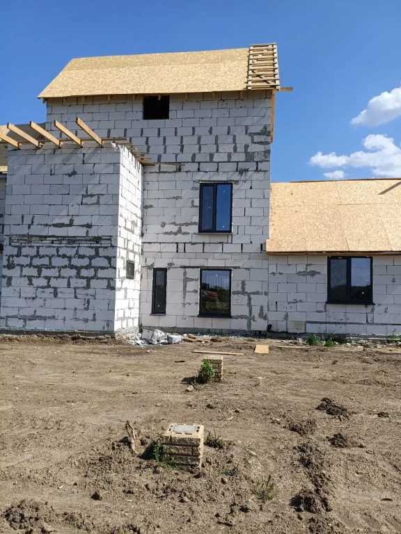 Продаж будинку