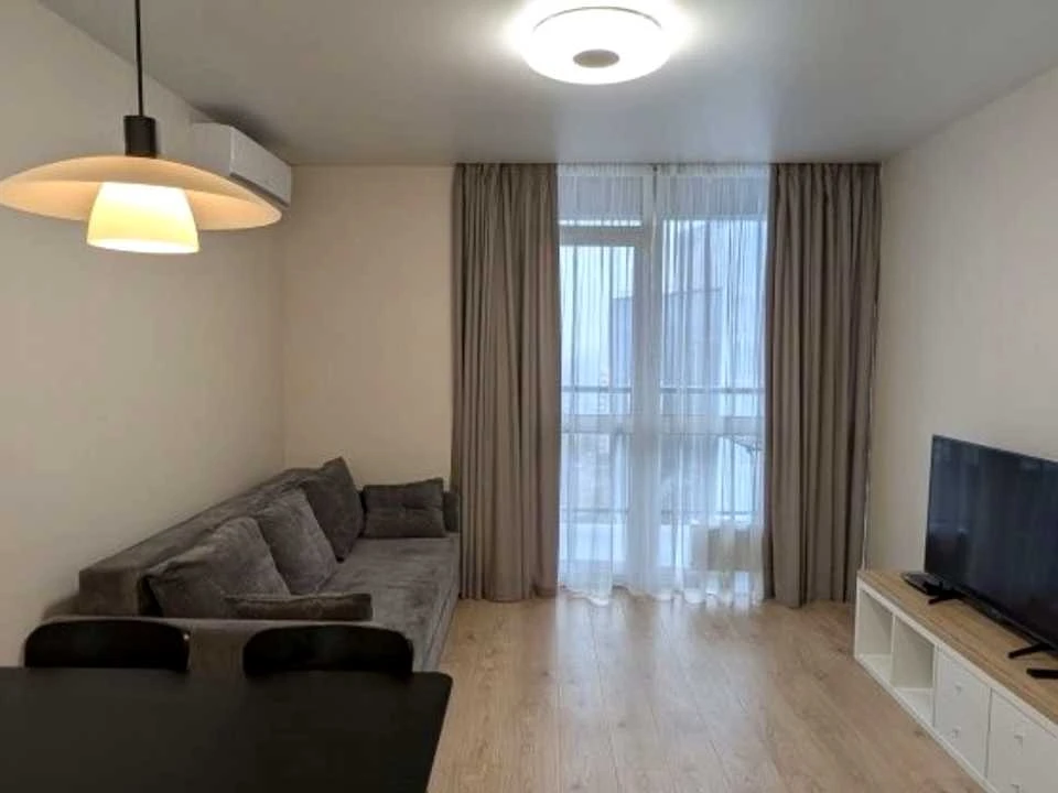 Apartment. John McKeon St, Kyiv