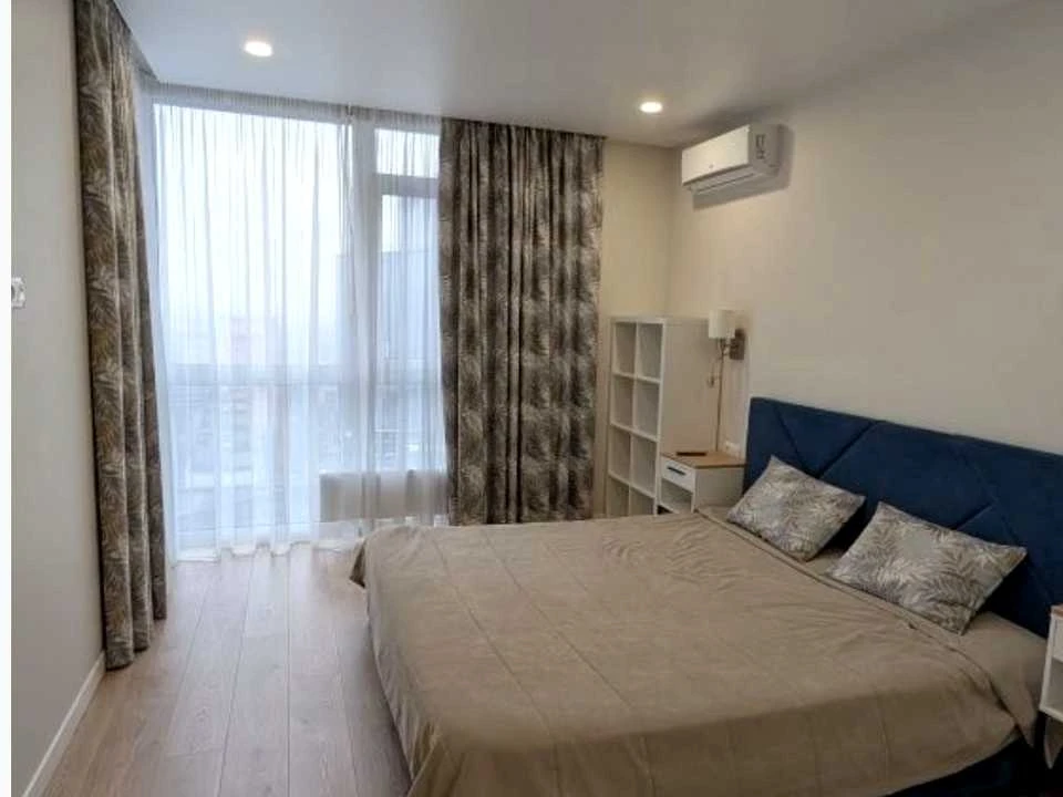 Apartment. John McKeon St, Kyiv