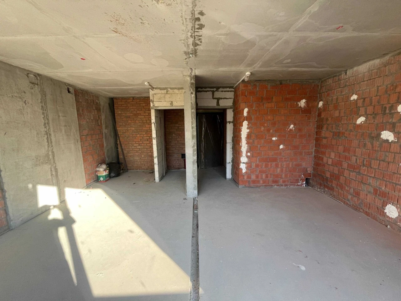 Sale of a 1-bedroom apartment 41 sq m in Pushcha-Vodytsia, Kvitka Tsik 32 Street