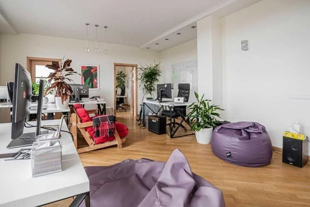 Sale of a 5-bedroom apartment. Taras Shevchenko Boulevard 11.