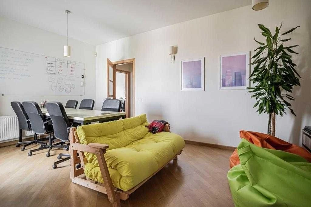 Sale of a 5-bedroom apartment. Taras Shevchenko Boulevard 11.
