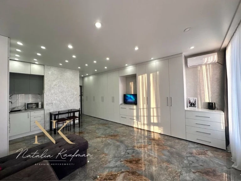 Studio apartment for sale 32 sq m. Comfort Town