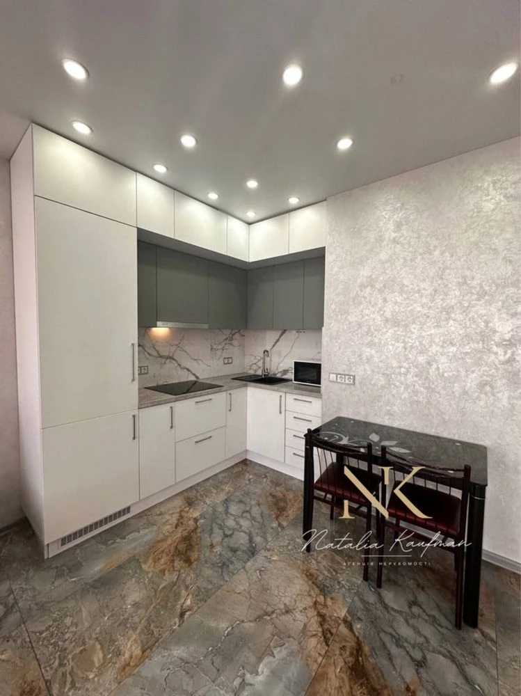 Studio apartment for sale 32 sq m. Comfort Town