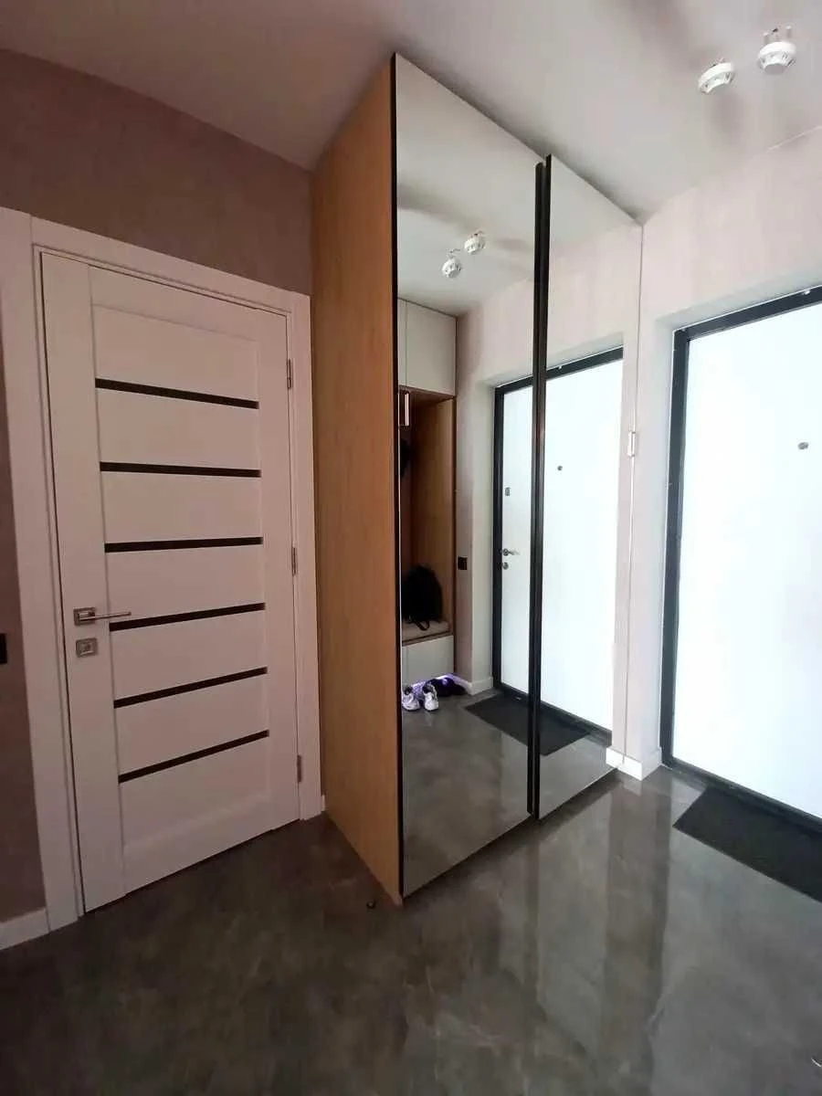 Sale of a 1-bedroom apartment in the "Slavutich" residential complex, Slavutich metro station