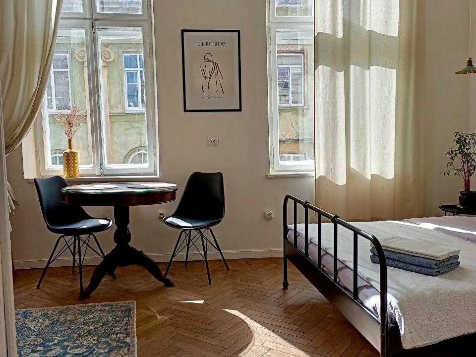 Apartment. Teatralna st.