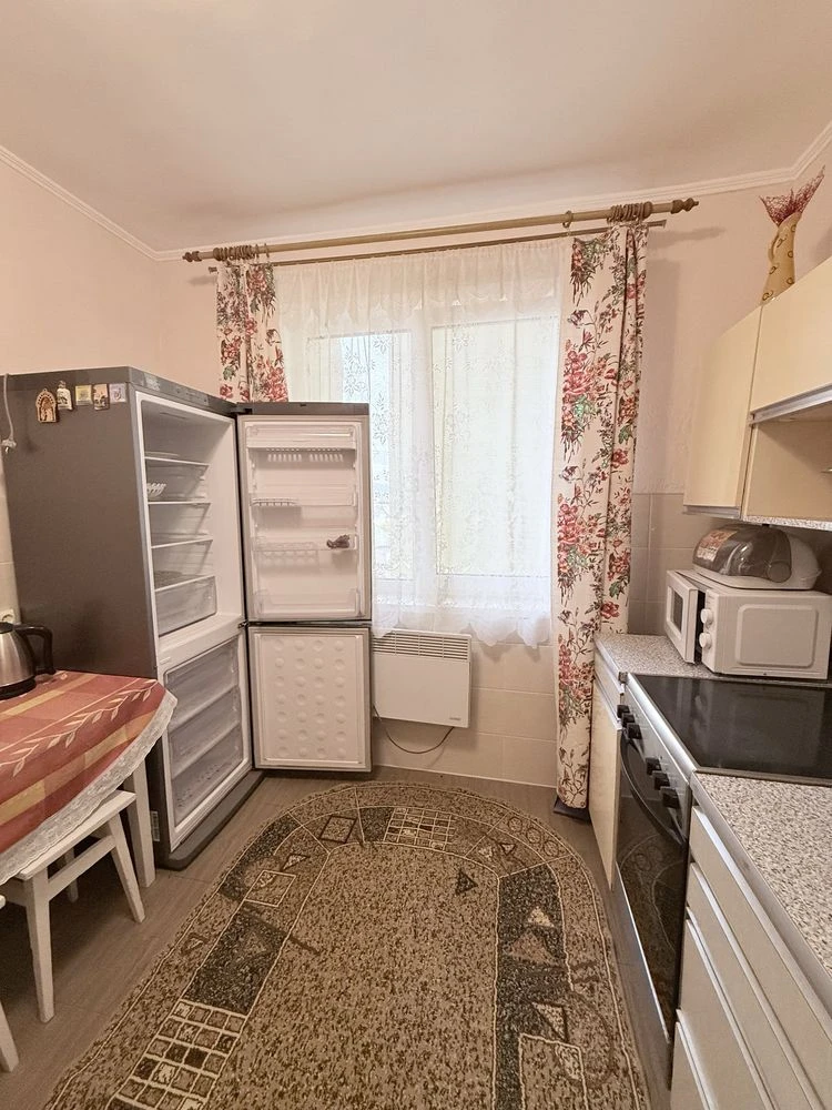 Two-bedroom apartment in the center