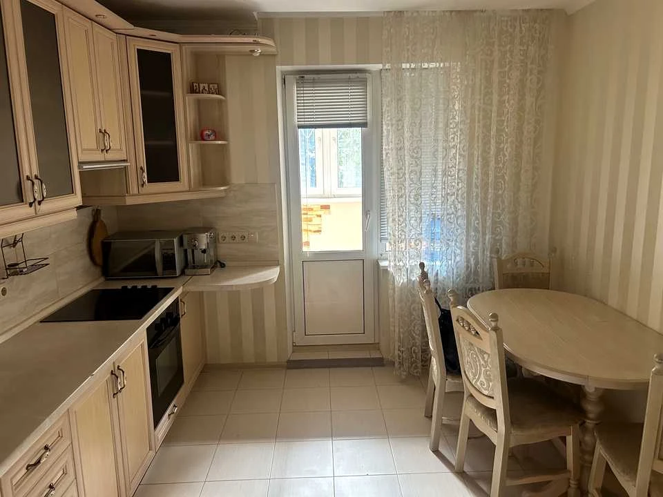 Apartment. Urlivska st., Kyiv