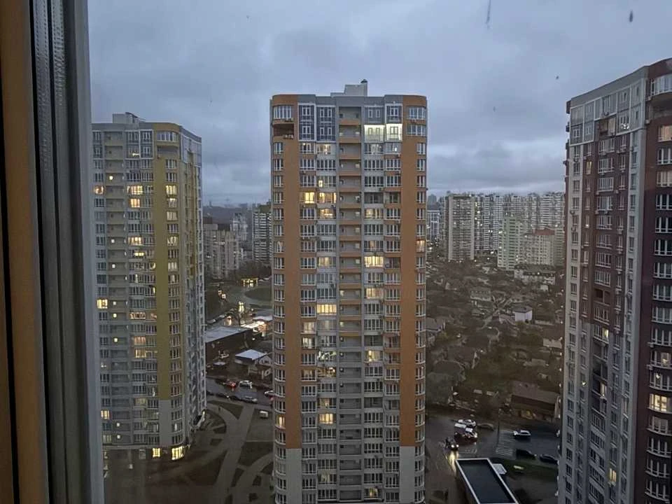 Квартира. Київ, Каховська вул.