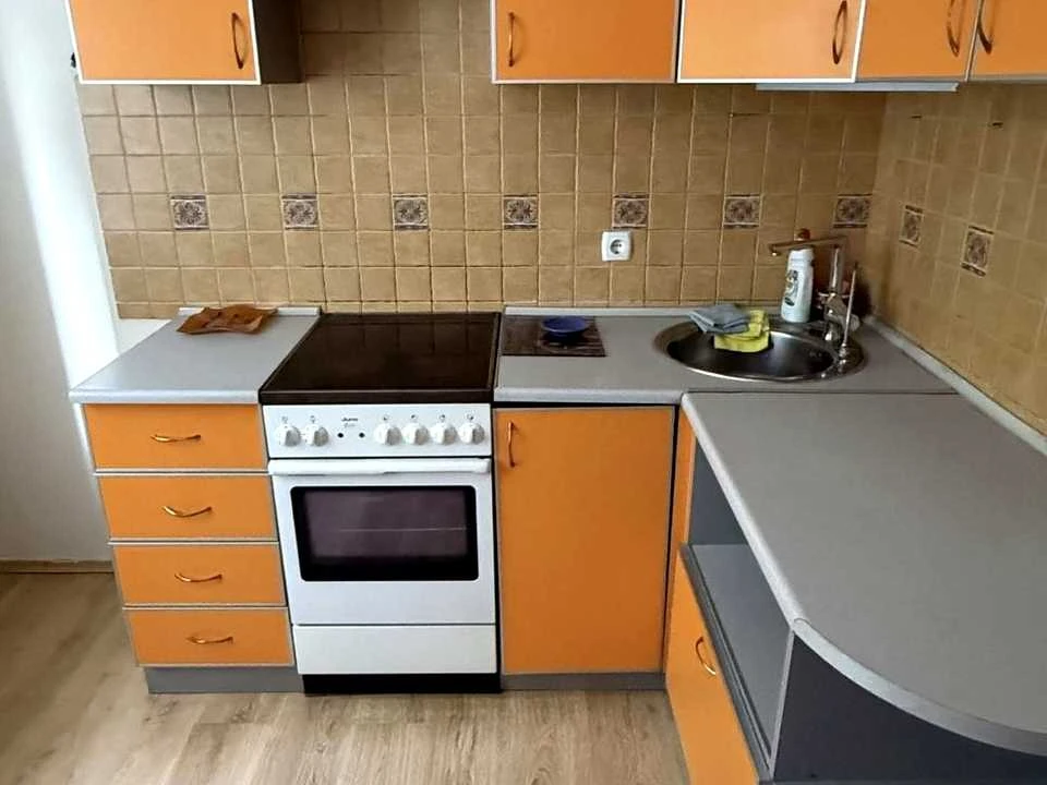 Apartment. Vinnytsia, Yunosti Prospect