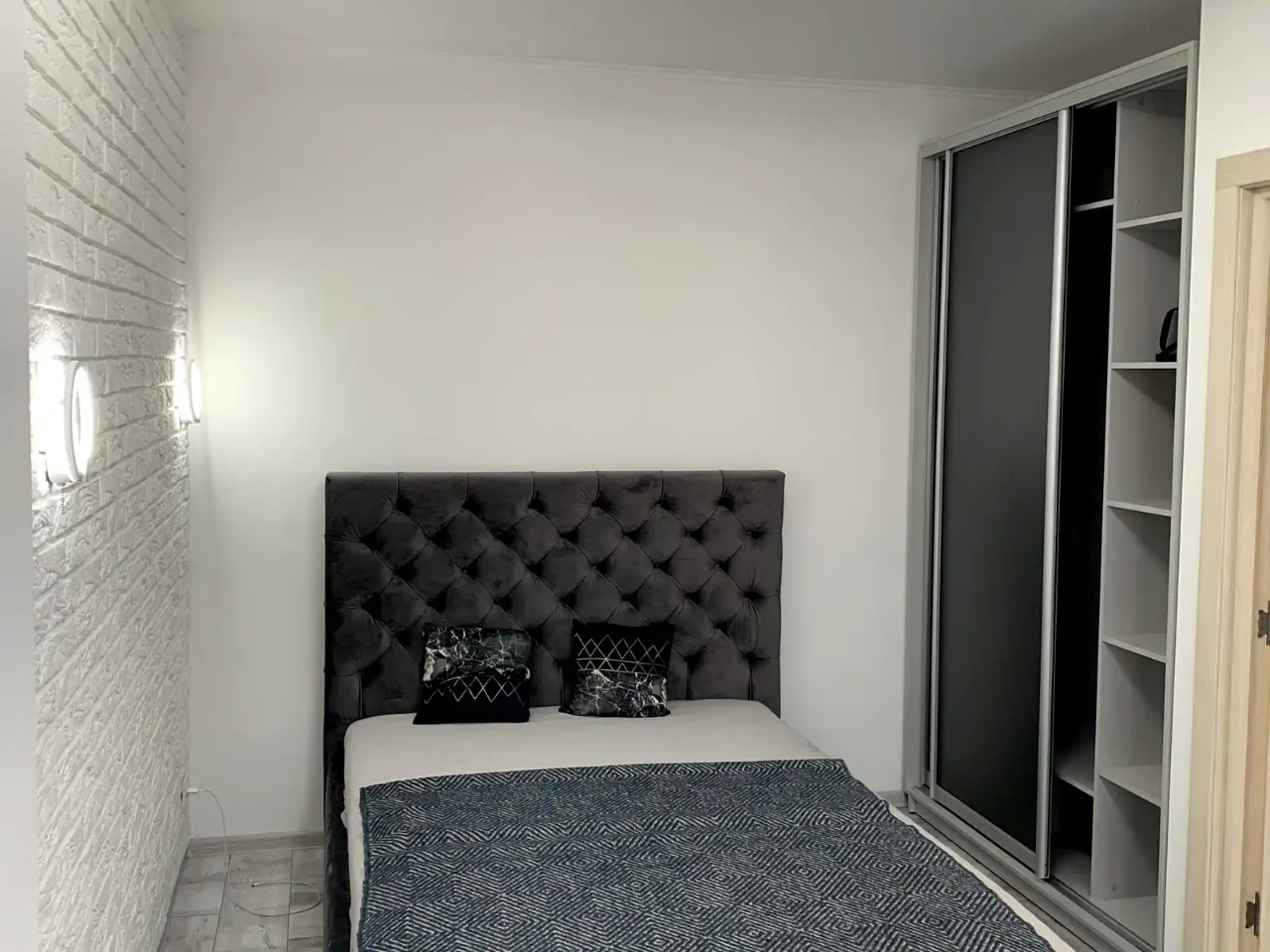 Оренда квартири 1-кімн. 31 м² 9/9 пов.