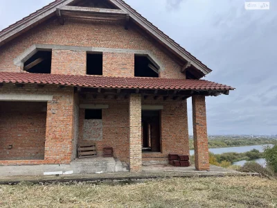 Sale of House in Proniatyn