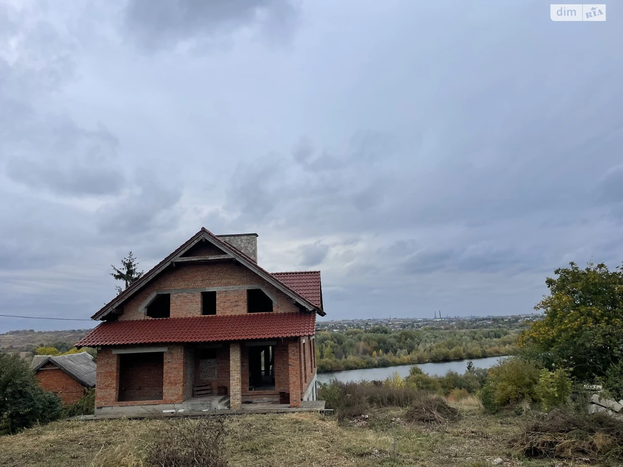 Sale of House in Proniatyn