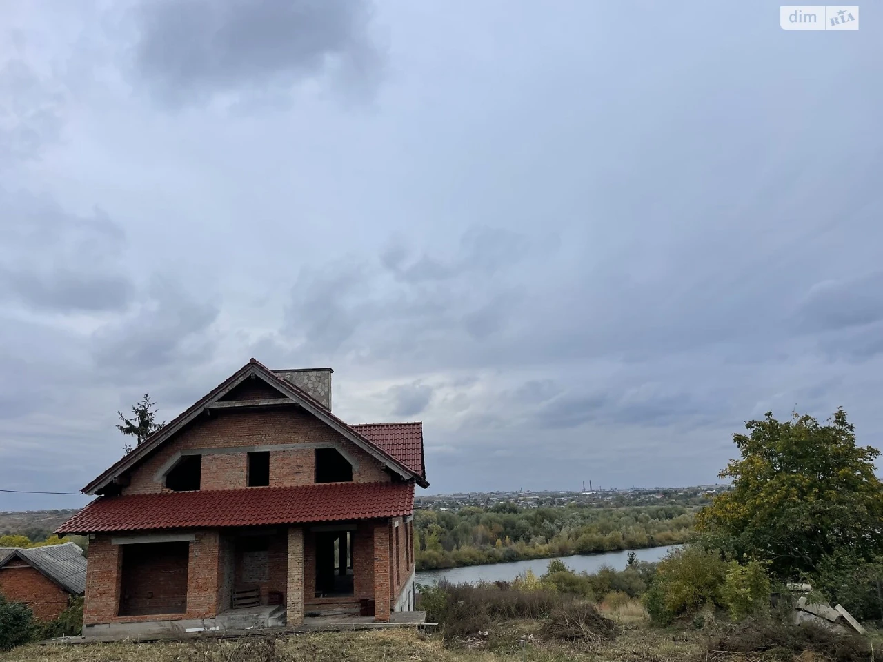 Sale of House in Proniatyn