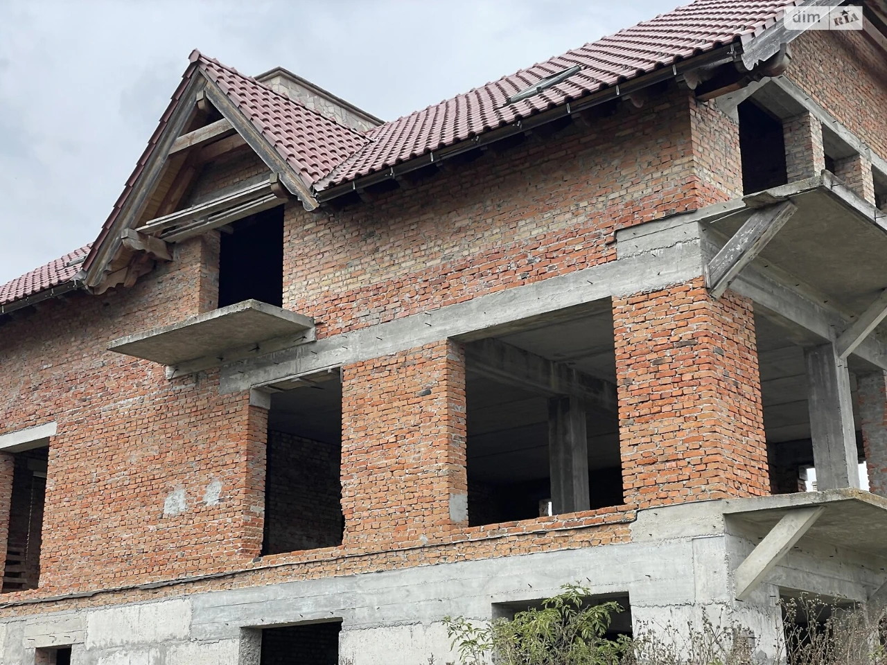 Sale of House in Proniatyn