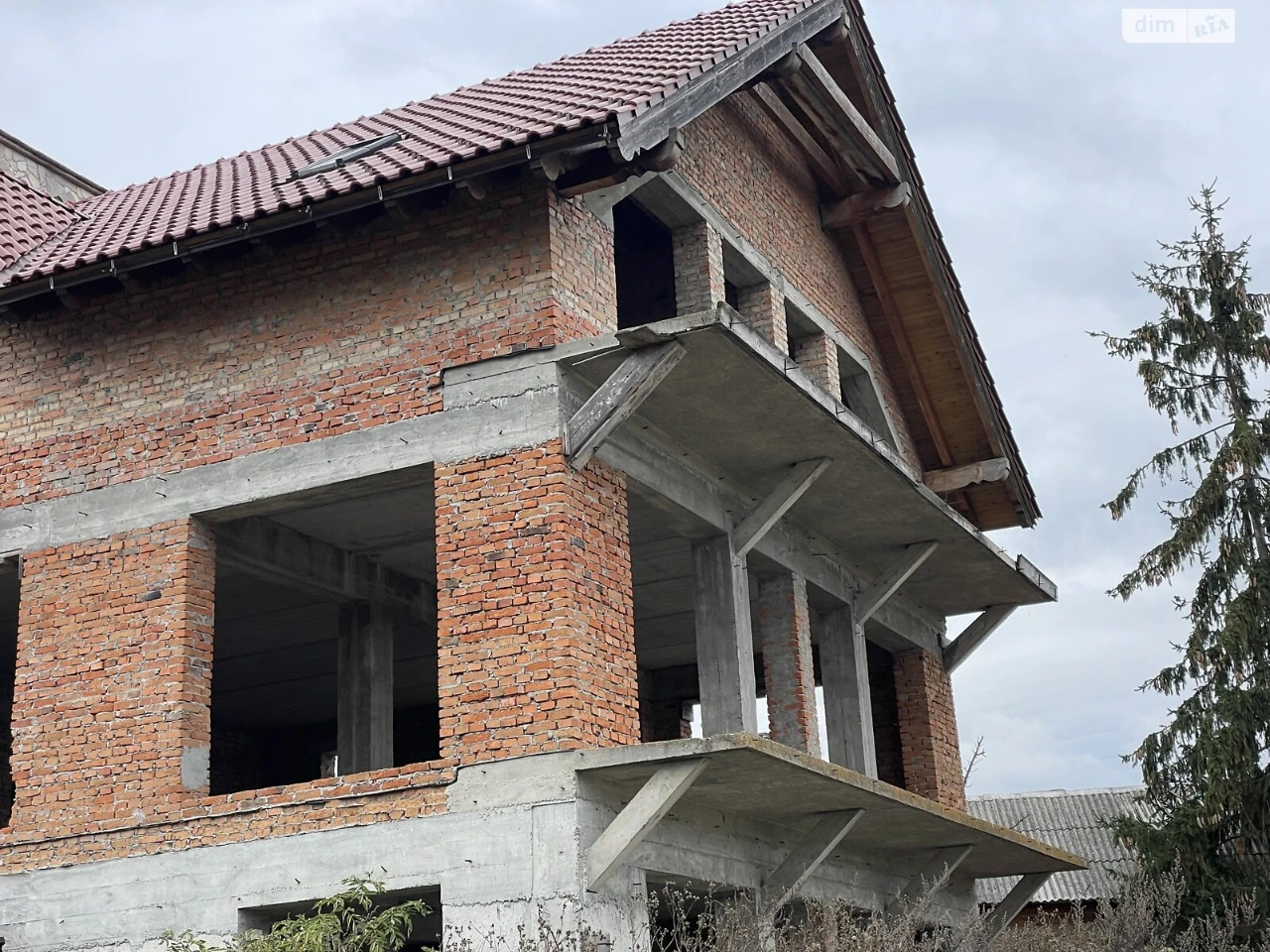 Sale of House in Proniatyn