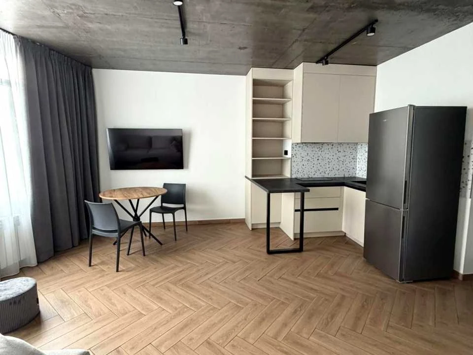 Apartment. Brothers Chibineyeve Street, Kyiv