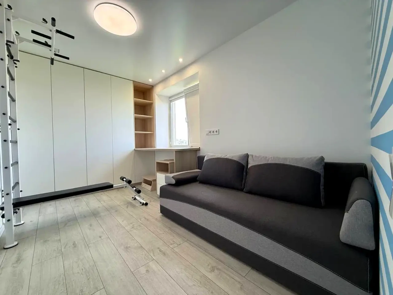 Оренда квартири 3-кімн. 80 м² 11/19 пов.