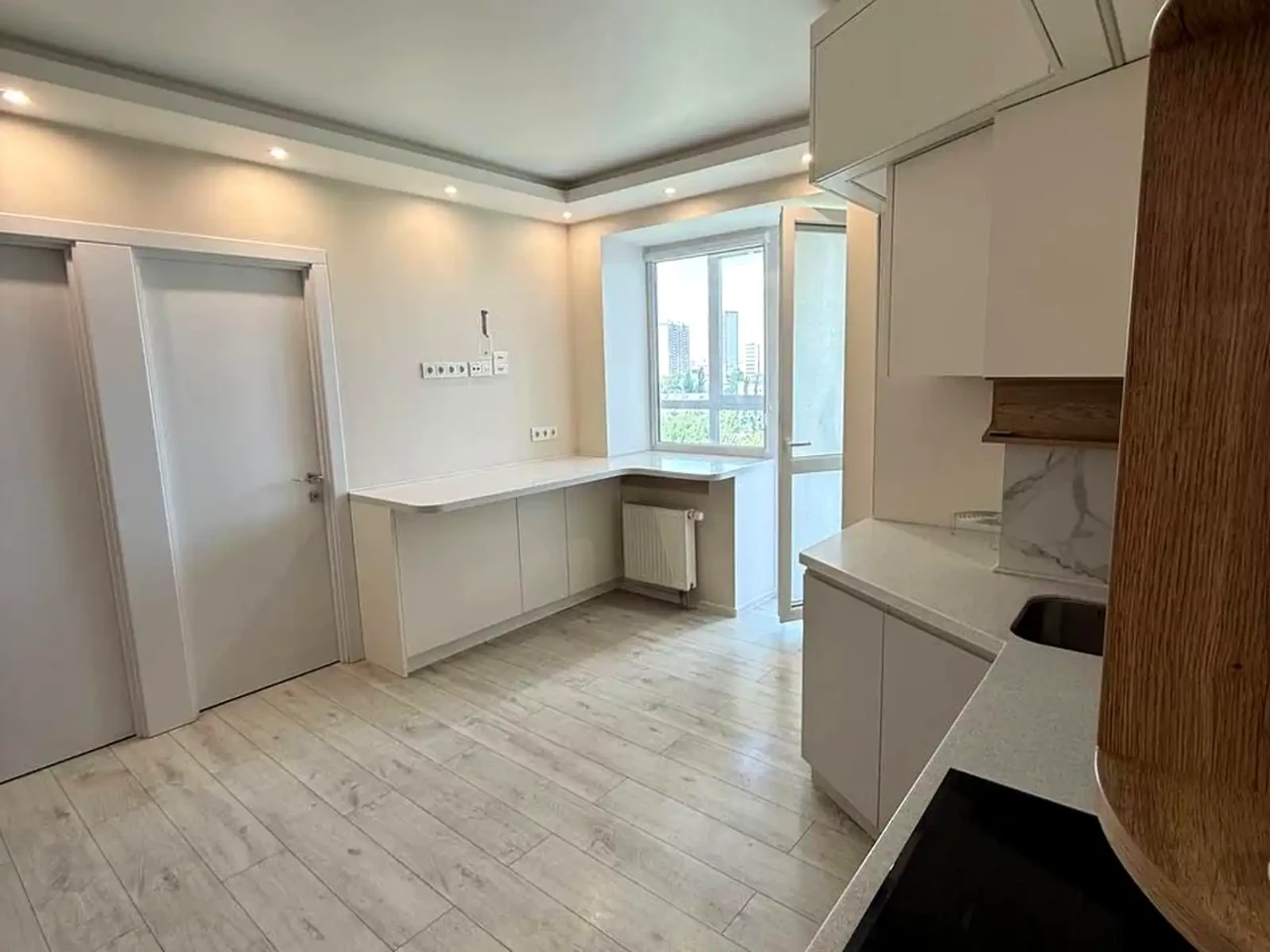 Оренда квартири 3-кімн. 80 м² 11/19 пов.