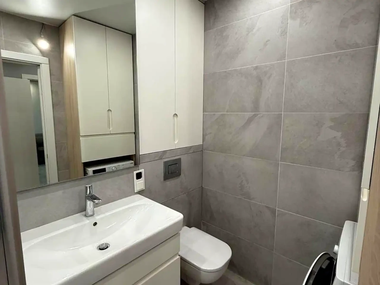 Оренда квартири 3-кімн. 80 м² 11/19 пов.