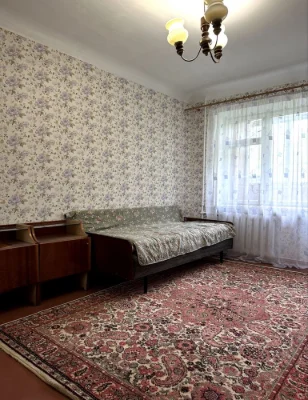 For sale 2-bedroom apartment on Str. Stepan Bandery.