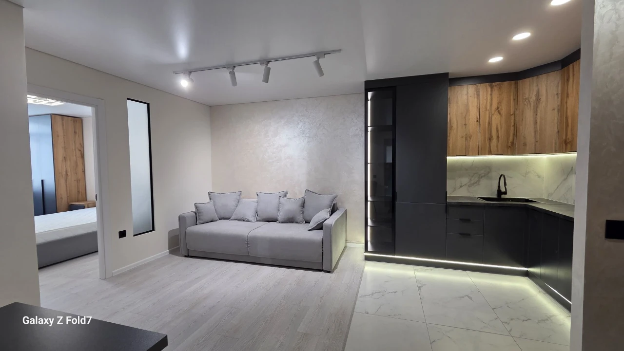 Apartment for sale with renovation Ternopil. There is a dwelling.