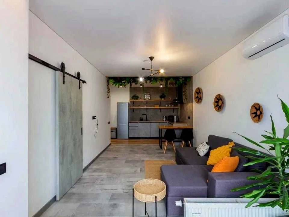 Apartment. Metropolitan Vasyl Lipkivsky Street, Kyiv