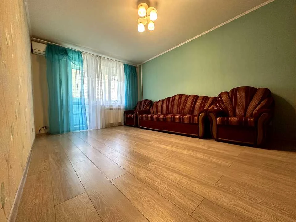 Apartment. Anna Akhmatova Street, Kyiv