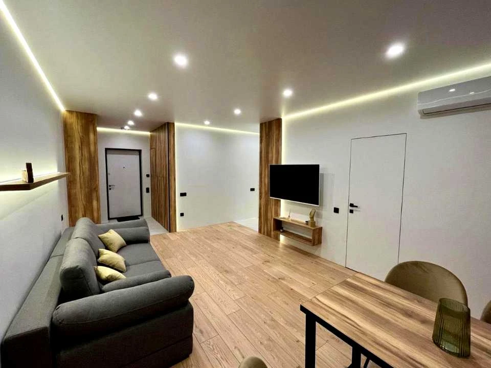 Apartment. Zarechnaya st.