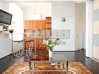 Apartment. Khreshchatyk st., Kyiv