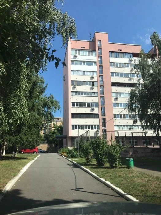 Sale of 1-room apartment 45 sq. m, on Tarasivsky 21.