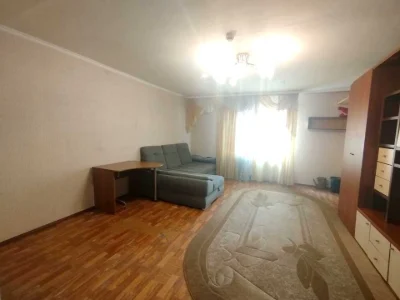 Квартира. Київ, Милославська вул.