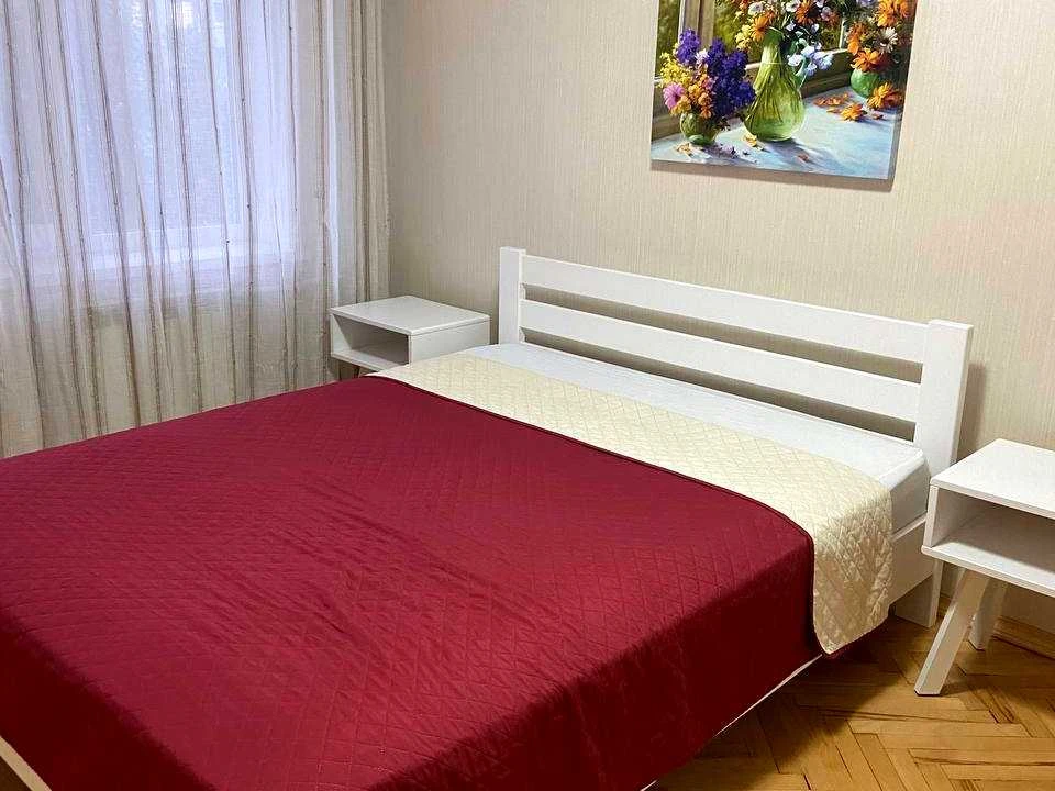 Квартира. Київ, Сергія Набоки вул.