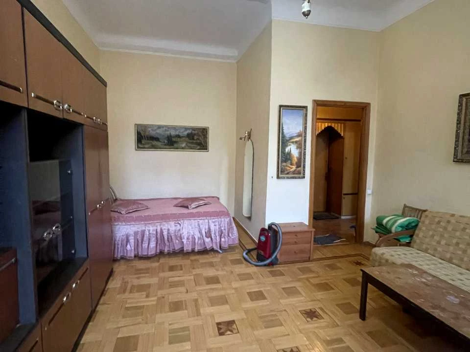Квартира. Київ, Алли Горської пров.