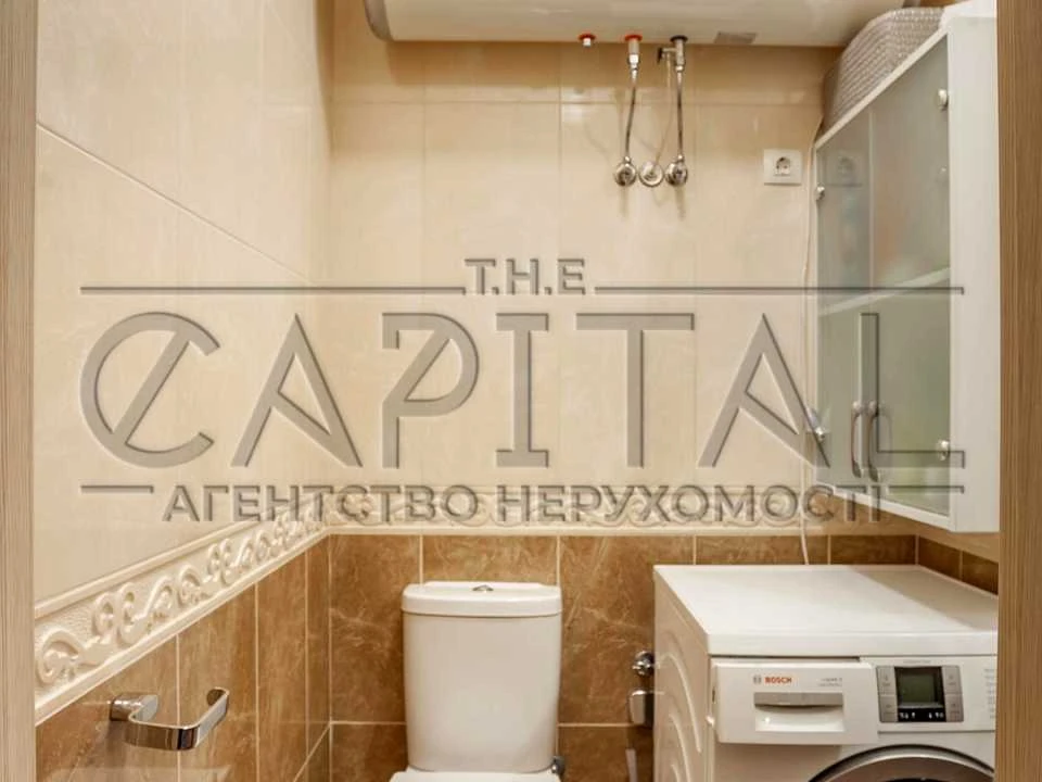 Квартира. Київ, Голосіївська вул.