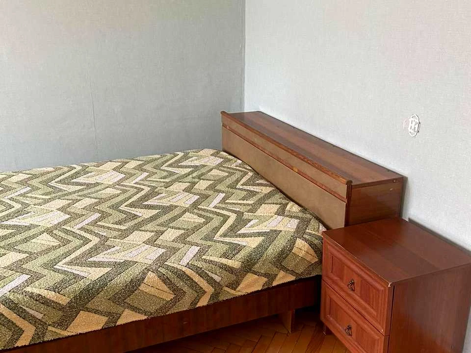 Квартира. Київ, Дегтярівська вул.