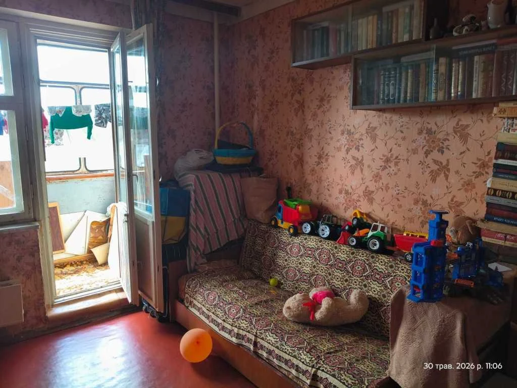 Продам трикімнатну квартиру (73 м²) у Києві, Деснянський рай