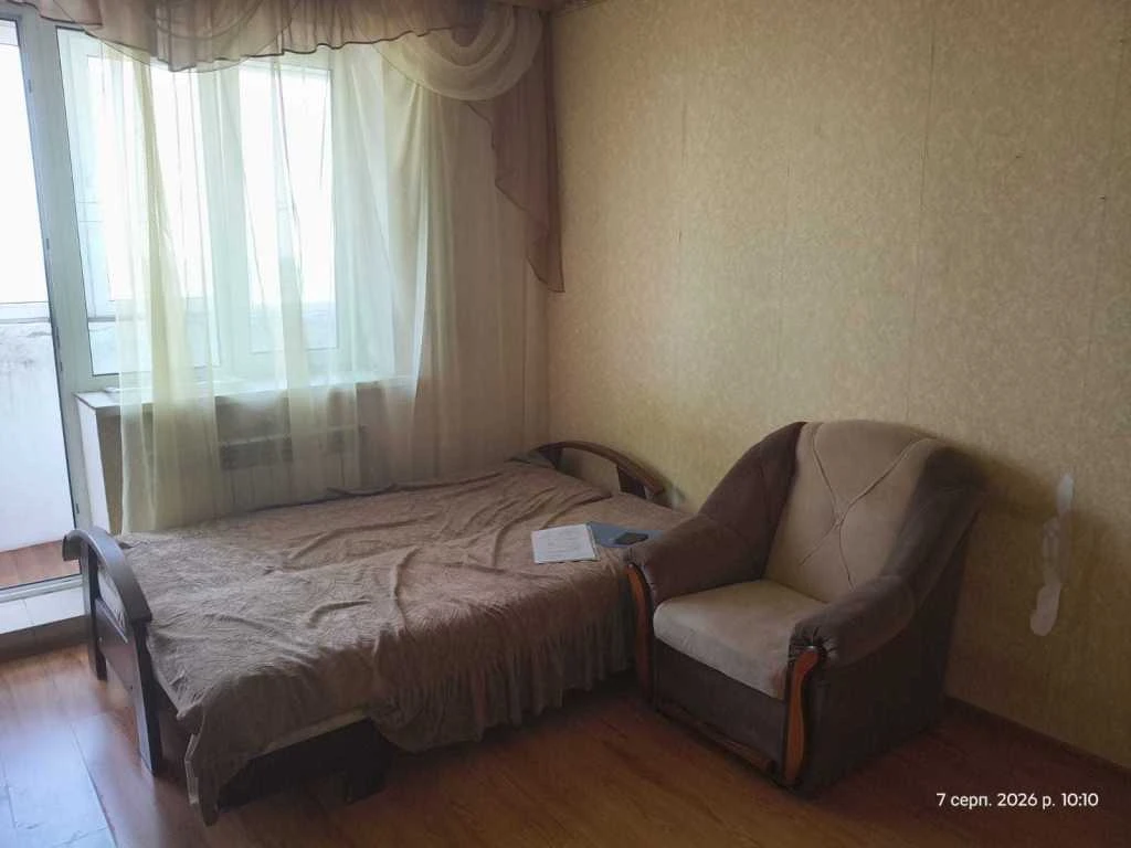 Продам однокімнатну квартиру (49 м²) у Києві, Дарницький рай