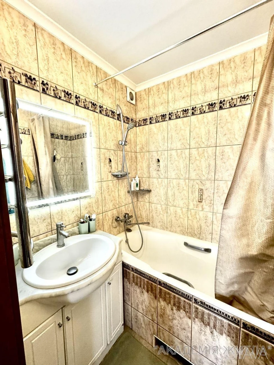 3-комнатная квартира, 76.8 м.кв.