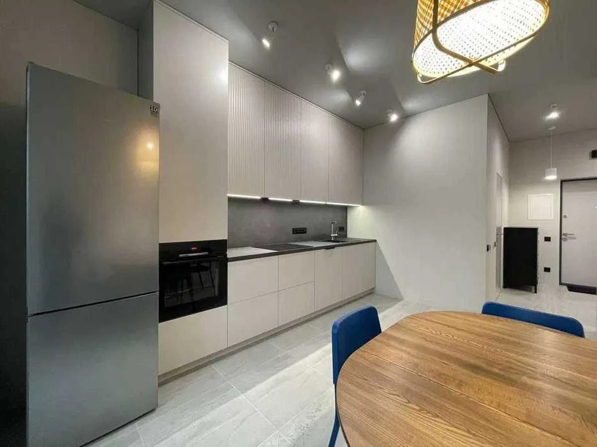 Продам 1-кімнатну квартиру з ремонтом в ЖК Manhattan City, Б